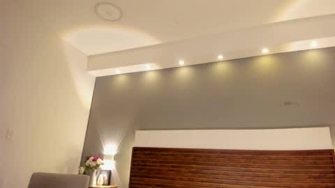 Snapshot of adelehottman chatting on 1, 12, 2025 Adele online show from 1, 12, 2025