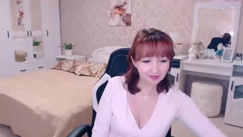 Snapshot of adelemoran chatting on 18, 1, 2025 AdeleMoran online show from 18, 1, 2025