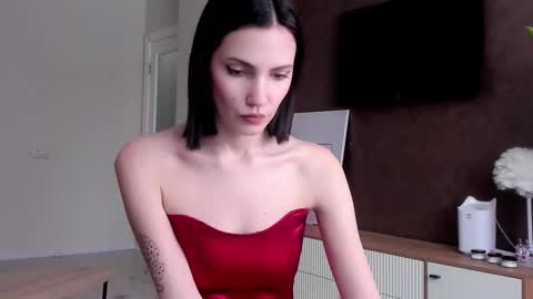 Snapshot of adeleshinem chatting on 7, 11, 2025 Adele Shine online show from 7, 11, 2025