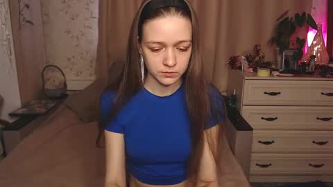 Lina online show from 9, 3, 2025