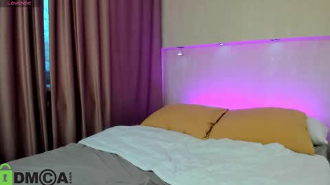 Snapshot of adelina_bliss chatting on 4, 10, 2025 Adelina bliss online show from 4, 10, 2025