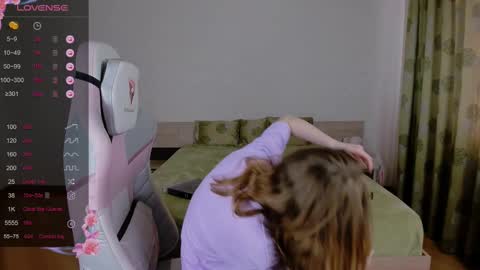 Adelina online show from 10, 3, 2025