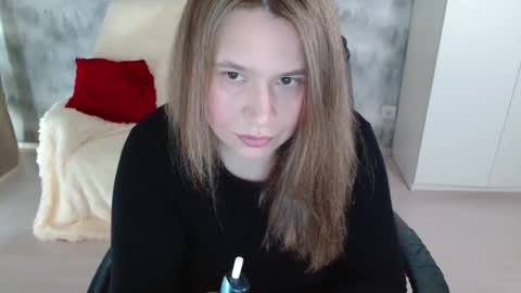 adelinalawson online show from 4, 4, 2026