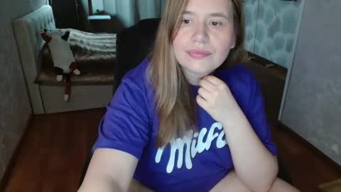 adelinalawson online show from 16, 5, 2026