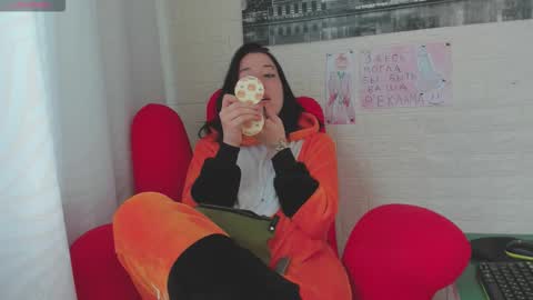 Adel online show from 1, 11, 2025