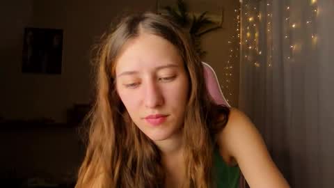 Snapshot of adellqueen chatting on 9, 9, 2025 Adell online show from 9, 9, 2025