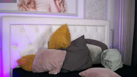 Adelyn online show from 7, 12, 2024