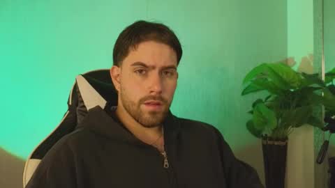 Ades online show from 3, 12, 2025