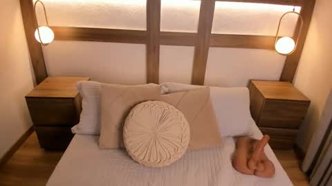 Snapshot of adhara_black01 chatting on 20, 11, 2025 Adhara online show from 20, 11, 2025