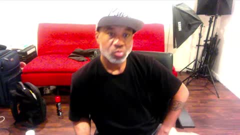 Snapshot of adick_ting chatting on 2, 12, 2024 adick_ting online show from 2, 12, 2024