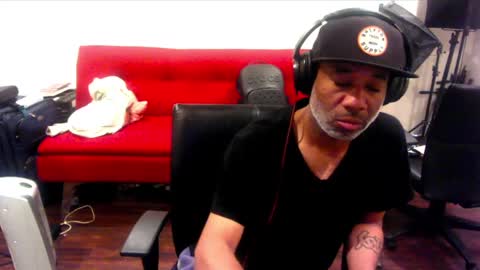 Snapshot of adick_ting chatting on 26, 12, 2024 adick_ting online show from 26, 12, 2024