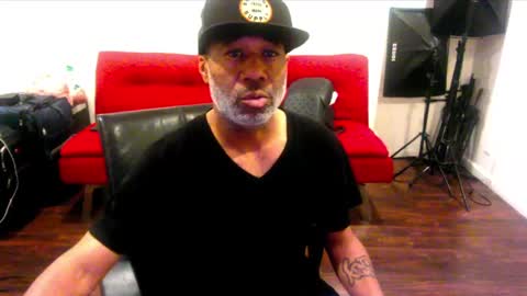 Snapshot of adick_ting chatting on 27, 12, 2024 adick_ting online show from 27, 12, 2024