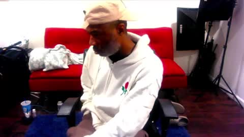 Snapshot of adick_ting chatting on 22, 2, 2025 adick_ting online show from 22, 2, 2025