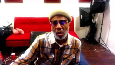 Snapshot of adick_ting chatting on 8, 3, 2025 adick_ting online show from 8, 3, 2025