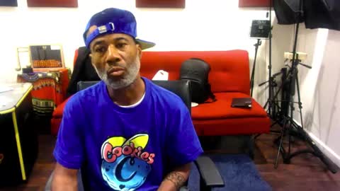 Snapshot of adick_ting chatting on 26, 10, 2025 adick_ting online show from 26, 10, 2025