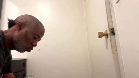 Snapshot of adick_ting chatting on 28, 11, 2025 adick_ting online show from 28, 11, 2025