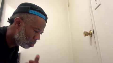 Snapshot of adick_ting chatting on 14, 4, 2026 adick_ting online show from 14, 4, 2026
