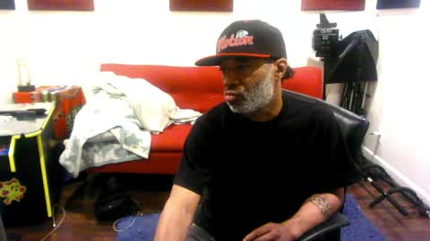 Snapshot of adick_ting chatting on 1, 5, 2026 adick_ting online show from 1, 5, 2026