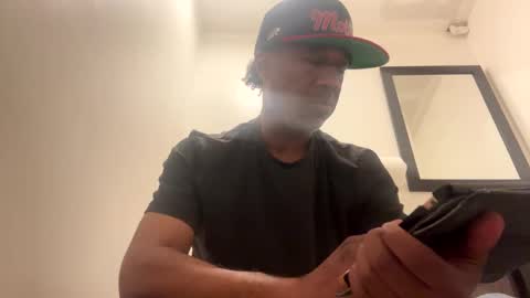 Snapshot of adick_ting chatting on 4, 5, 2026 adick_ting online show from 4, 5, 2026