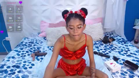 adisson_petite1 online show from 27, 2, 2026