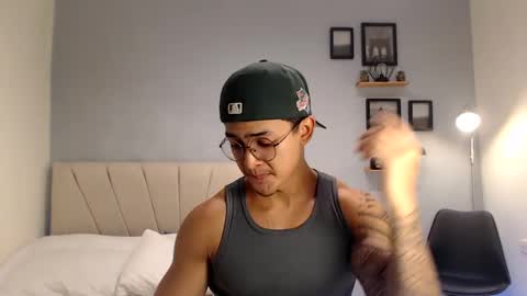 Adonis online show from 15, 9, 2025