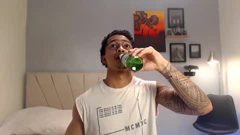 Adonis online show from 28, 9, 2025