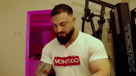 Adonis online show from 31, 1, 2025