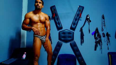 adonisdios online show from 26, 5, 2026