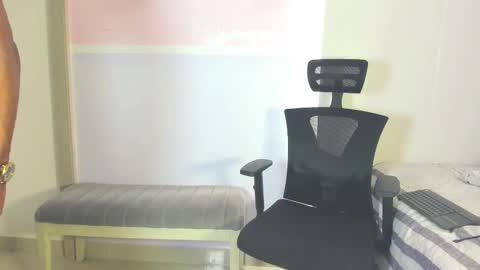 Adonis Knight  online show from 11, 3, 2026