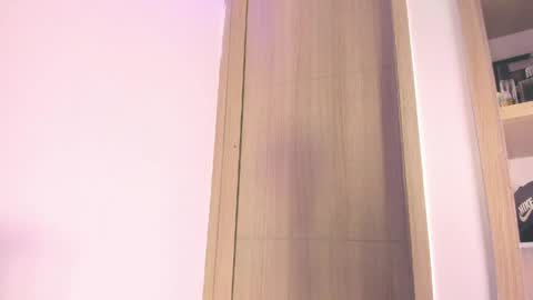 Adonis Knight  online show from 21, 4, 2026