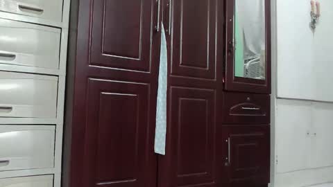 annelovesu online show from 19, 4, 2026