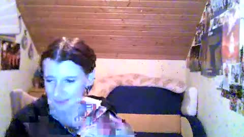 Snapshot of adorable_sparkle chatting on 3, 3, 2025 adorable_sparkle online show from 3, 3, 2025