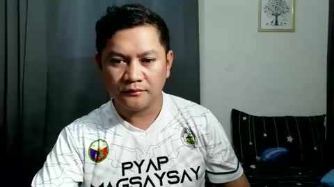 adorableasianboy online show from 1, 4, 2026