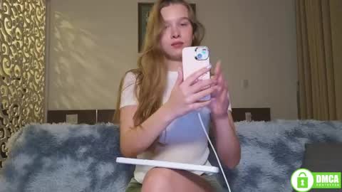 Lia  online show from 25, 5, 2026