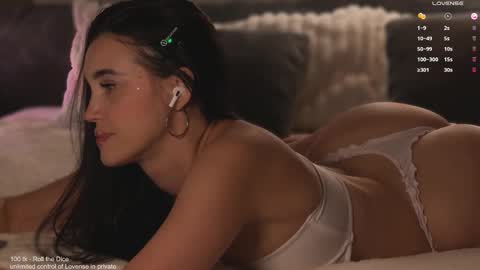 Victoria online show from 5, 11, 2025