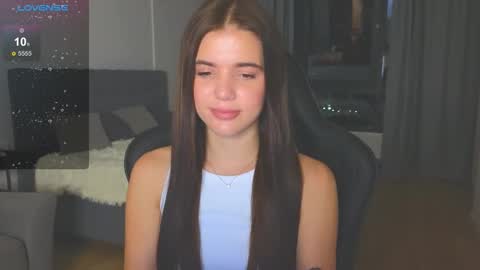 Snapshot of adri_dream chatting on 8, 9, 2025 Adriana online show from 8, 9, 2025