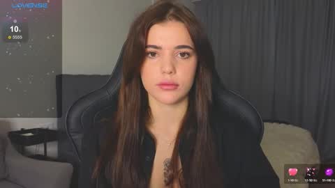 Snapshot of adri_dream chatting on 12, 10, 2025 Adriana online show from 12, 10, 2025