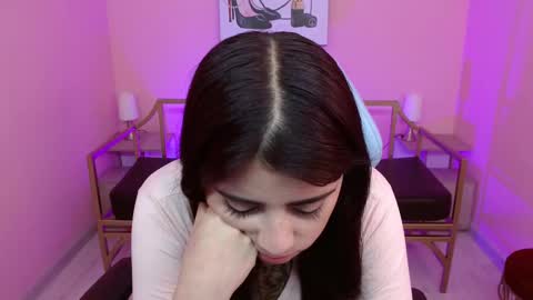 Snapshot of adri_gomez_1 chatting on 14, 1, 2026 Adri online show from 14, 1, 2026