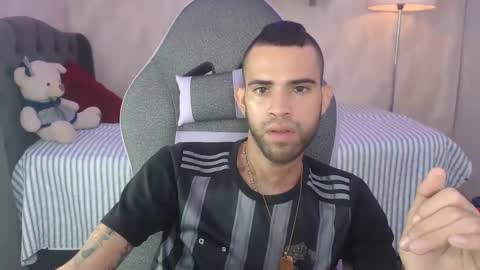 adri_sexboy online show from 2, 12, 2024