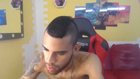 adri_sexboy online show from 4, 12, 2024