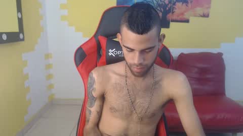 adri_sexboy online show from 4, 12, 2024