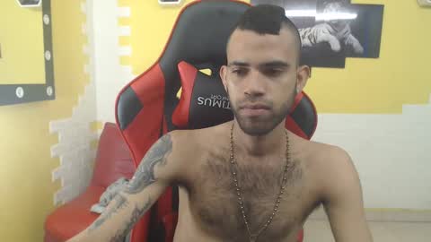 adri_sexboy online show from 28, 12, 2024