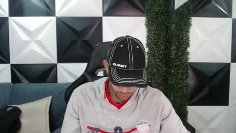 adri_sexboy online show from 7, 1, 2025