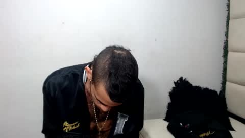 adri_sexboy online show from 8, 1, 2025