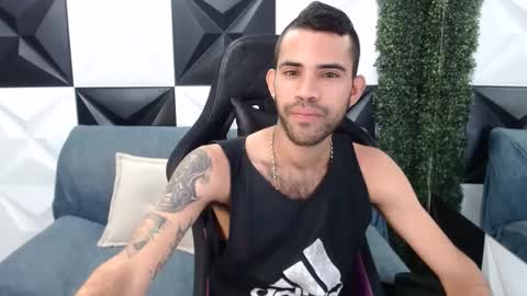 adri_sexboy online show from 14, 1, 2025