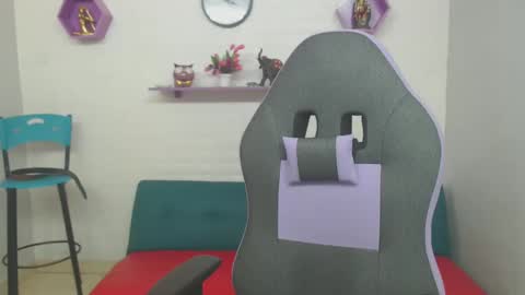 adri_sexboy online show from 27, 1, 2025