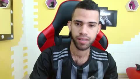 adri_sexboy online show from 29, 1, 2025