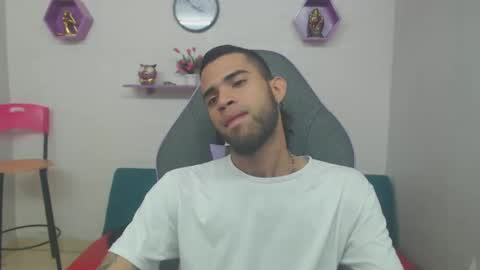 adri_sexboy online show from 4, 2, 2025