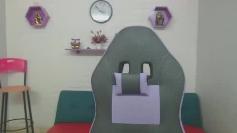 adri_sexboy online show from 5, 2, 2025