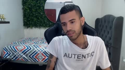 adri_sexboy online show from 18, 2, 2025